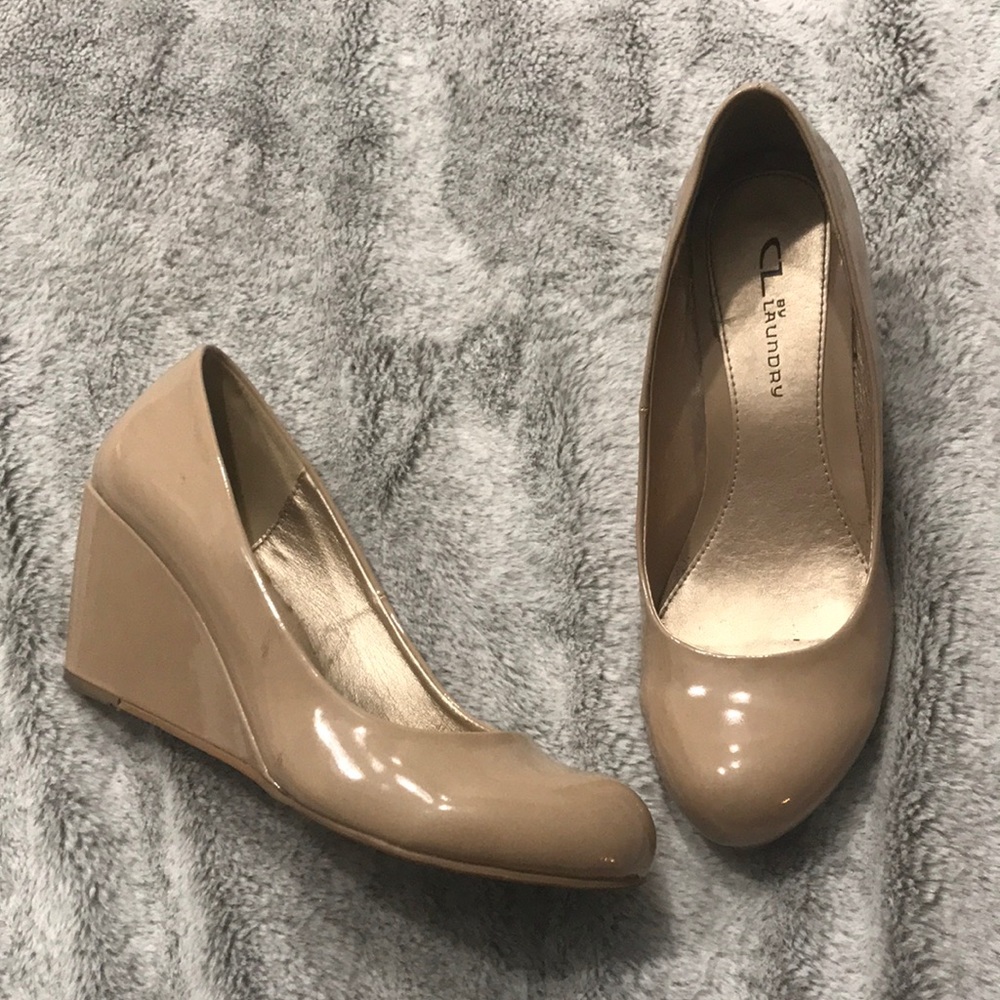 Chinese laundry wedges